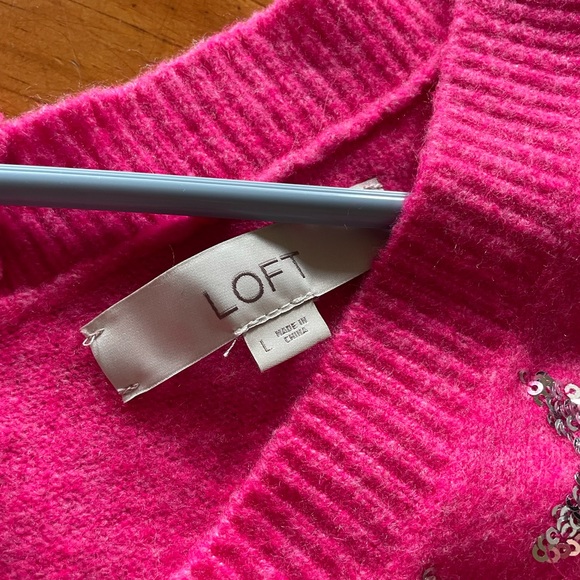 The Loft pink sweater with sequin stars- size L $20 - Picture 5 of 6